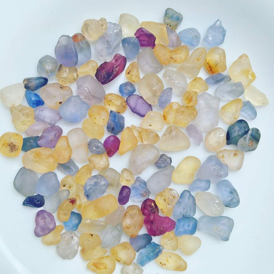 Ceylon sapphire rough stones - fresh from the mine