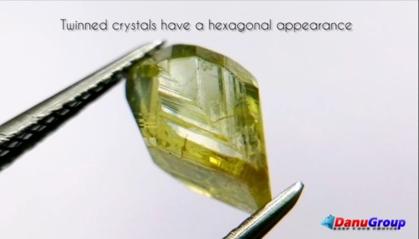 2_Rare natural chrysoberyl crystal danu group rare collection