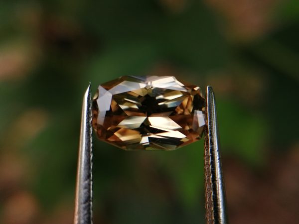 3_Natural Yellow Zircon Danu Group gemstones