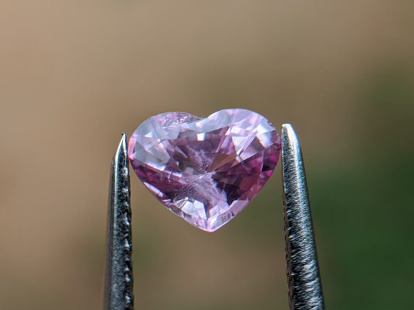 10_Natural pink sapphire heartsri lanka danu group Gemstones_compress84