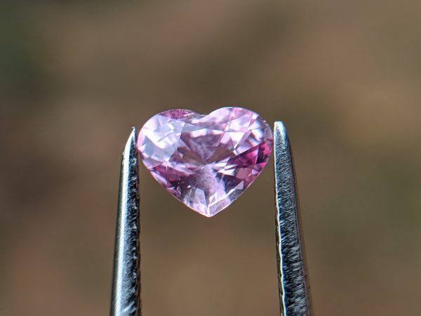 14_Natural pink sapphire heartsri lanka danu group Gemstones_compress69