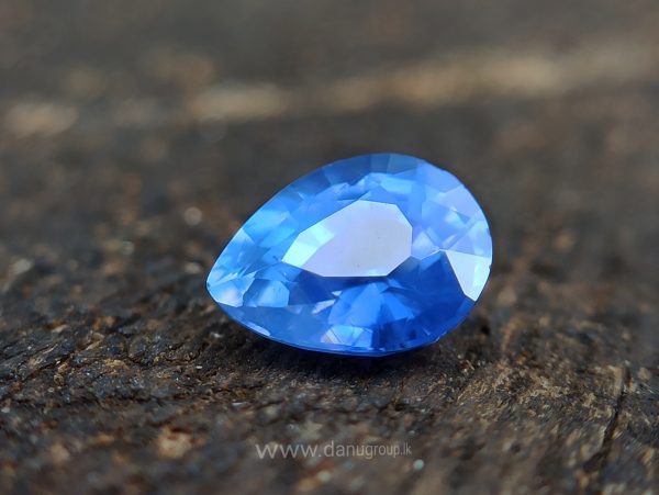 Ceylon Natural Cornflower Blue Sapphire for fine jewelry Danu Group Gemstones