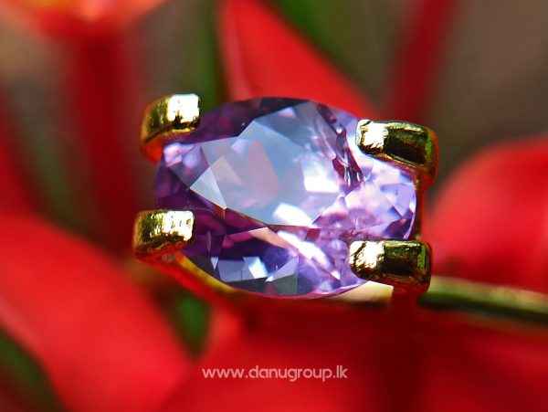 Purple sapphire - Ceylon Natural Purple Sapphire from Danu Group Gemstones Collection
