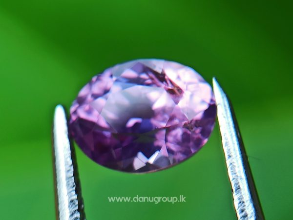 Purple sapphire - Ceylon Natural Purple Sapphire from Danu Group Gemstones Collection