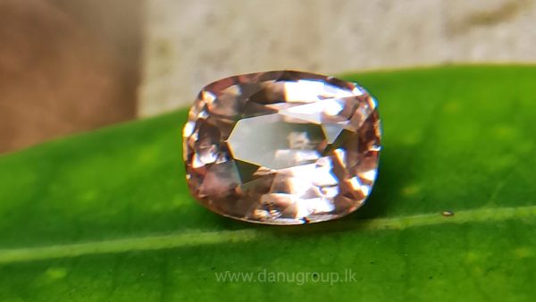 3_Pastel Orangy Pink Padparadscha Sapphire Danu Group Gemstones Collections