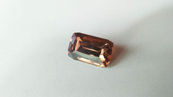 Ceylon Natural " chocolate 🍫" Zircon called "jargoon". It's 4.70cts weight, 11mm x 7mm x 5.3mm dimension stone unearthed from city of gem Ratnapura Sri Lanka