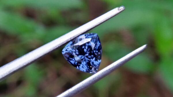 Natural Blue Spinel Shape : Trillion Clarity : Very Clean Treatment : Natural/Unheated Dimension : 6.5mm x 4.8mm Weight : 1.35Cts Colour : Blue