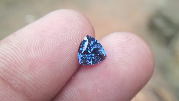 Natural Blue Spinel Shape : Trillion Clarity : Very Clean Treatment : Natural/Unheated Dimension : 6.5mm x 4.8mm Weight : 1.35Cts Colour : Blue
