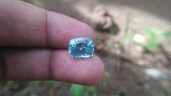 Aquamarine is a color variety of the mineral beryl. Beryl is a mineral composed of beryllium aluminium cyclosilicate with the chemical formula Be₃Al₂. Well-known varieties of beryl include emerald and aquamarine. Naturally occurring, hexagonal crystals of beryl can be up to several meters in size, but terminated crystals are relatively rare. Hardness : 7.5 – 8 Crystal system : Hexagonal Specific gravity : Average 2.76 Optical properties : Uniaxial (-) Refractive index : nω = 1.564–1.595 nε = 1.568–1.602 Healings of Aquamarine, Aquamarine Heals emotional trauma, Cools high temper and conflict, Relieves stress, helps get in touch with suppressed emotions, Brings peace, Clears the mind, Calms the heart and many healing in this stone