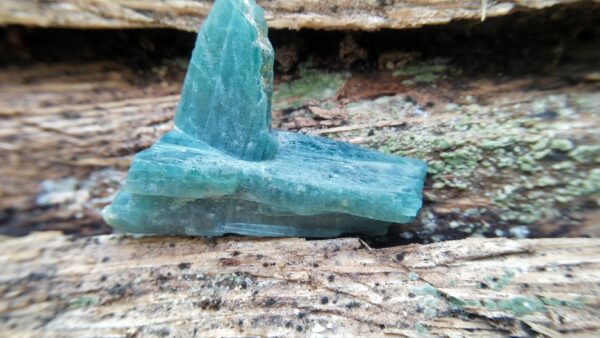 Extremely Rare Gemstone - Natural Grandidierite Grandidierite is an extremely rare mineral and gem that was first discovered in 1902 in southern Madagascar. Grandidierite is nesosilicates mineral with the chemical formula (Mg, Fe2+)(Al, Fe3+)3(SiO4)(BO3)O2.                                                                  It is found colors such as Bluish-green, greenish-blue with 7½ hardness according to the more hardness scale. Grandidierite can be seen Vitreous, Pearly luster stones with 2.98 - 2.99 Specific Gravity. This gemstone was named in honor of French explorer Alfred Grandidier who studied the natural history of Madagascar. He is a French explorer and Naturalist. Grandidierite has very strong dispersion and Visible Pleochroism, It is a Nesosilicates orthorhombic Mineral with Biaxial (-) Optical Properties. Inside of grandidierite mostly can be seen very perfect cleavages. As an optical properties, it has a 1.583 - 1.639 refractive index. Grandidierite can be found in India, Germany, Denmark, Malawi, Namibia, India, Norway, and Sri Lanka. Grandidierite's main source is Madagascar. Healing Properties of Grandidierite Grandidierite is a blue gemstone that promotes spiritual awakening, peace, and tranquility and can encourage you to communicate in a calm and clear manner.