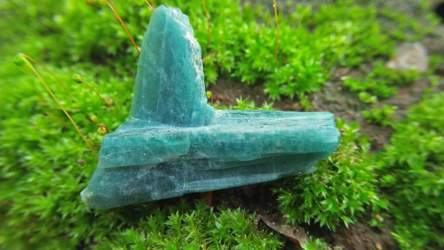 Extremely Rare Gemstone - Natural Grandidierite Grandidierite is an extremely rare mineral and gem that was first discovered in 1902 in southern Madagascar. Grandidierite is nesosilicates mineral with the chemical formula (Mg, Fe2+)(Al, Fe3+)3(SiO4)(BO3)O2. It is found colors such as Bluish-green, greenish-blue with 7½ hardness according to the more hardness scale. Grandidierite can be seen Vitreous, Pearly luster stones with 2.98 - 2.99 Specific Gravity. This gemstone was named in honor of French explorer Alfred Grandidier who studied the natural history of Madagascar. He is a French explorer and Naturalist. Grandidierite has very strong dispersion and Visible Pleochroism, It is a Nesosilicates orthorhombic Mineral with Biaxial (-) Optical Properties. Inside of grandidierite mostly can be seen very perfect cleavages. As an optical properties, it has a 1.583 - 1.639 refractive index. Grandidierite can be found in India, Germany, Denmark, Malawi, Namibia, India, Norway, and Sri Lanka. Grandidierite's main source is Madagascar. Healing Properties of Grandidierite Grandidierite is a blue gemstone that promotes spiritual awakening, peace, and tranquility and can encourage you to communicate in a calm and clear manner.