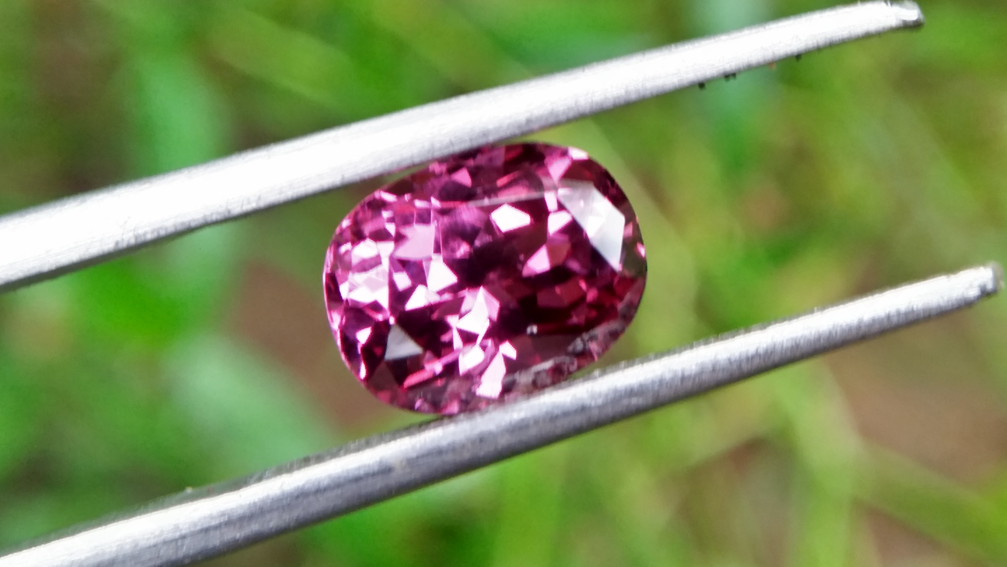 Natural Pink Garnet Weight: 2.15Cts Dimension: 8.4mm x 6.4mm x 4.9mm Colour: Reddish Pink Clarity : SI Birthstone : January Treatment : Unheated/Natural