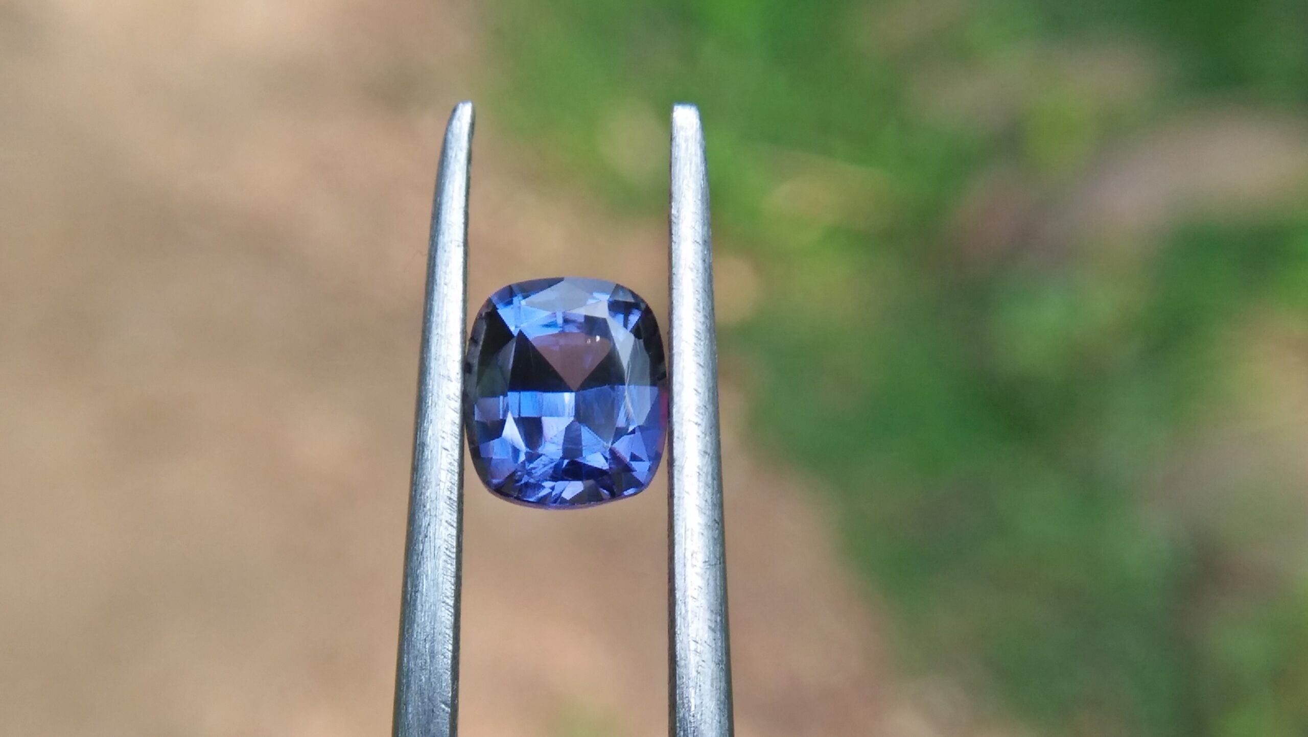 NATURAL Blue Spinel Serial Number : RT 7143 Shape : Cution Clarity : Loop Clean Treatment : Natural/Unheated Weight : 0.90Cts Colour : Blue Dimension : 5.92mm x 5.12mm x 3.96mm "National Gem And Jewellery Authority (NGJA) " Certified