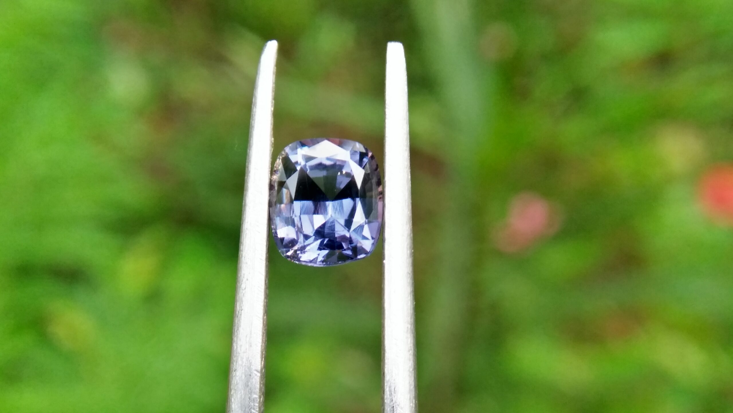NATURAL Blue Spinel Serial Number : RT 7143 Shape : Cution Clarity : Loop Clean Treatment : Natural/Unheated Weight : 0.90Cts Colour : Blue Dimension : 5.92mm x 5.12mm x 3.96mm "National Gem And Jewellery Authority (NGJA) " Certified