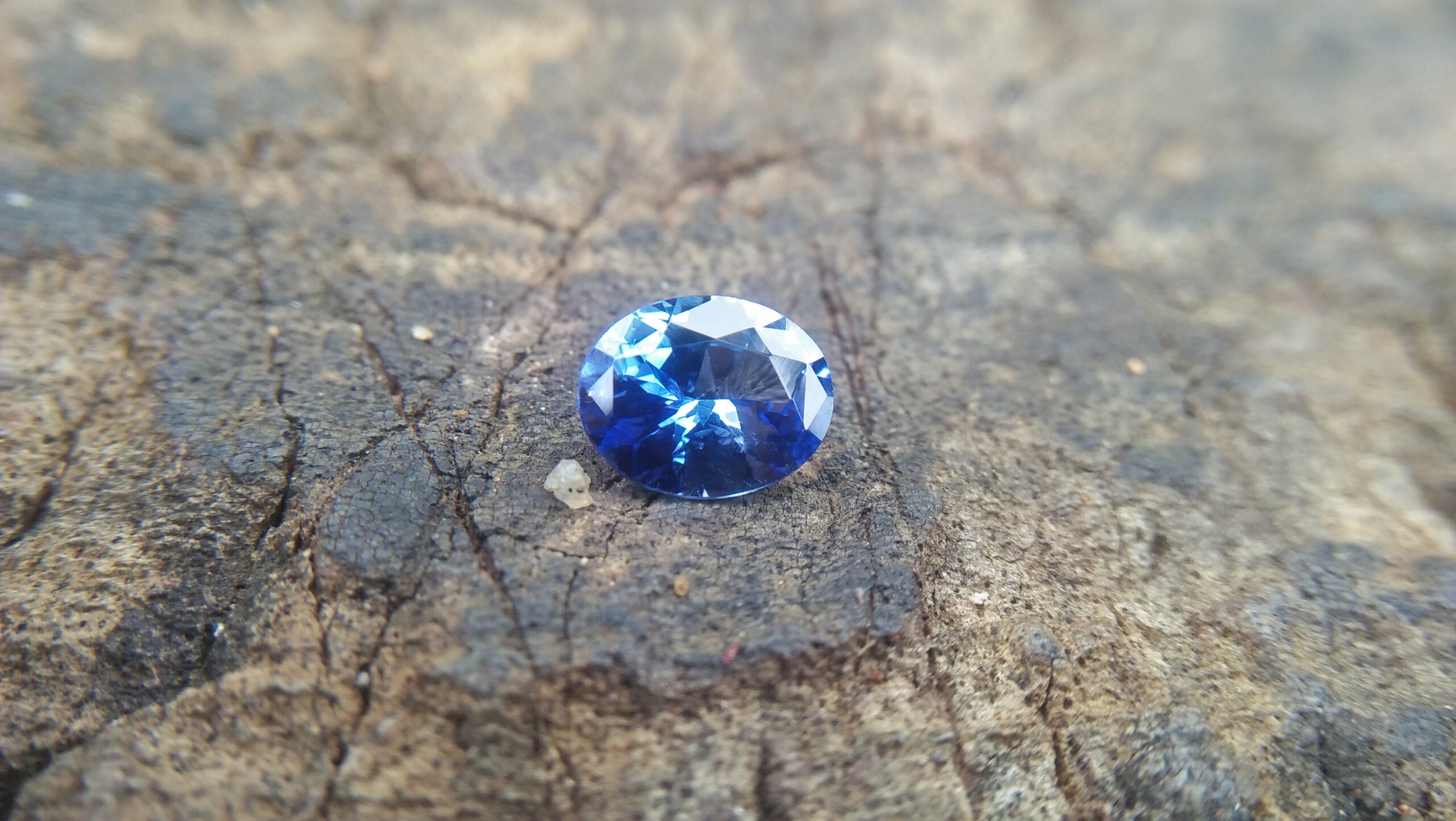 Sapphire is the birthstone for September NATURAL BLUE SAPPHIRE Shape : Ovel Cut : Flower Dimension : 7.5 mmx 5.9 mm x 3.4 mm Weight : 1.14 Cts Clarity : SI Colour : Blue Transparency : Transparent Tteatment : Unheated/ Natural Origin : Sri Lanka