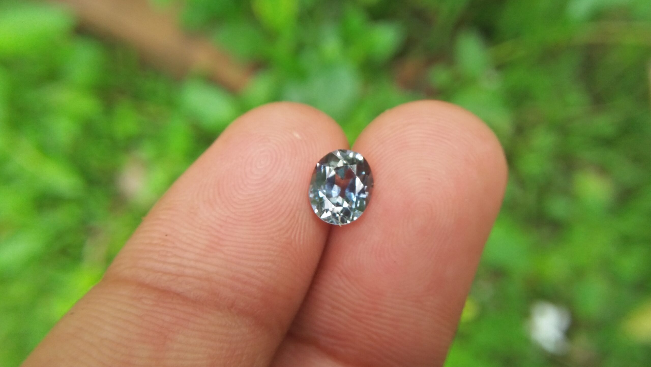 Sapphire is the birthstone for September NATURAL BLUE SAPPHIRE Shape : Ovel Cut : Mixed Cut Dimension : 6.9mm x 5.7mm x 3.7mm Weight : 1.20Cts Clarity : SI Colour : Greenish Blue Transparency : Transparent
