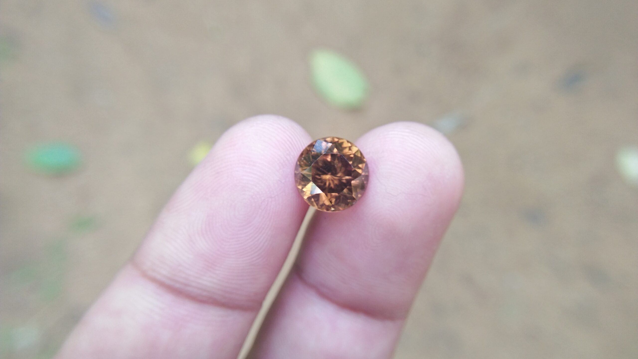 Natural Golden Honey Colour Zircon WEIGHT : 4.20Cts COLOUR : Golden Honey Yellow CUT & SHAPE : Round Flower Cut TRANSPARENCY : Transparent MEASUREMMENT : 8.85 mm x 6 mm TREATMENT : None Origin : Sri Lanka Clarity : SI