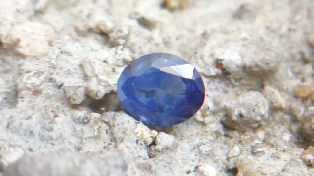Blue Sapphire Sri Lanka - Cornflower Blue