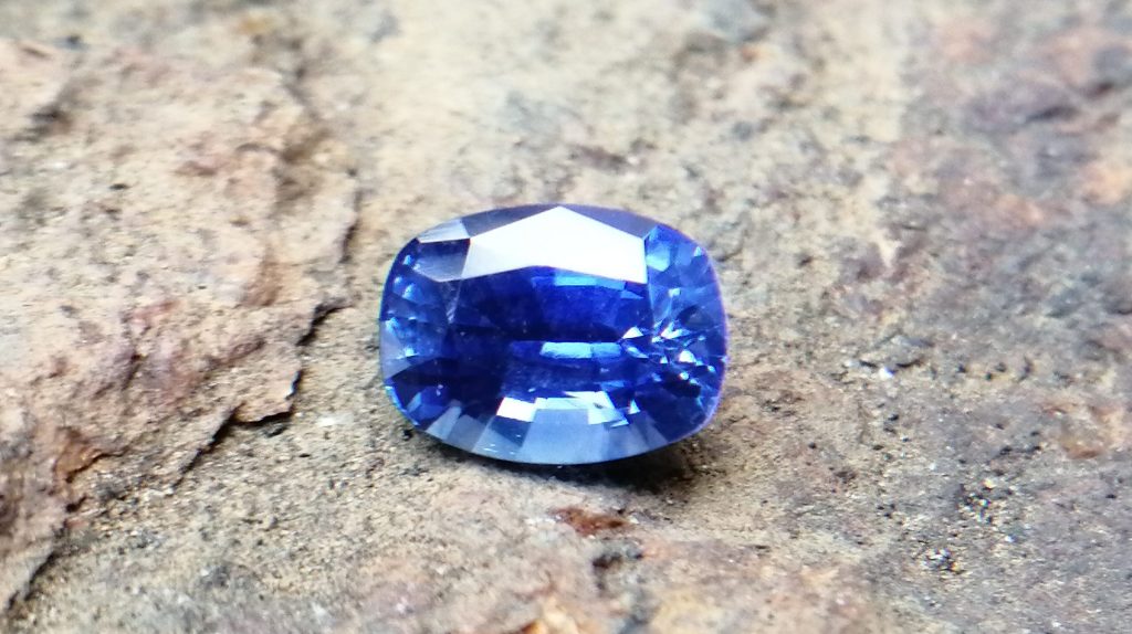 Ceylon Vivid Blue Sapphire