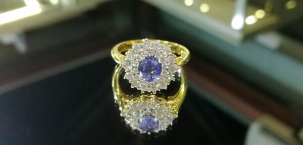 Natural Blue Sapphire & Diamonds 18K Gold Ring - High Quality Jewel 18K