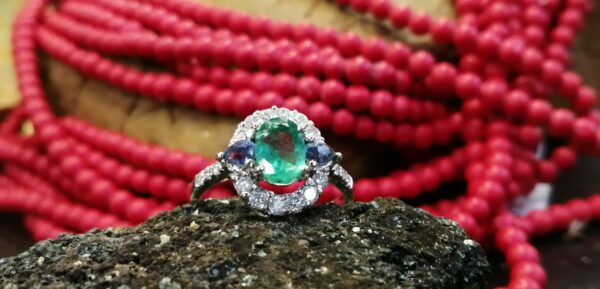 Natural Emerald, Blue Sapphire & Diamonds 14K White Gold Ring - High Quality Jewel 14k