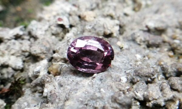Ceylon Natural Colour Change Pyrope-almandite Garnet 