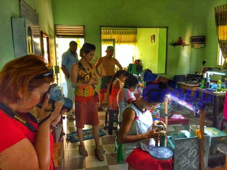 Treasure Hunting and Relaxing in Gem City Day 1 Morning : Visit gem mines , self mining experience and find treasures (Gemstones) hidden inside the soil/ground. See more pictures in Gallery Day 1 Evening : Visit waterfalls,bath in natural water streams coming through The World Heritage Rainforest Sinharaja with fish therapy. See more pictures in Gallery Day 2 Morning : Practical gemmology lessons and visit world famous daily gem fairs to purchase and see rough gemstones. See more pictures in Gallery Day 2 Evening : Visit gemstones cutting factory, do self cutting and polishing process. See more pictures in Gallery ....... Budget Package / 770 USD (Transport Formal Car with AC with comfortable Accommodation) Includes : Accommodation Food Transport / Airport pickup and drop included Guide/Driver 2 Nights/ 3 Days Luxury Package / 990 USD (Transport by Mercedes Benz and High Grade Accommodation ) Includes : Accommodation Food Transport Guide/Driver 2 Nights/ 3 Days