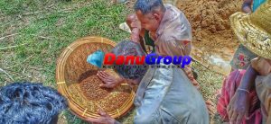 After washing minerals, they are going to home through Beautiful paddy field along weir... Would you like to see how gem mining??? See '' How Gem Mining '' Get Real Experience Visit our site, / https://danugroup.lk/ Contact Us, Danu :- +94 766294453 Viber/ Whats app/ We chat Available! Email -: danugroup.co@gmail.com " Here Your Gemstones Desire " Natural Gemstones Direct from the Source W O R L D W I D E 🌍 • Gem Lovers • Jewellers • Collectors W E L C O M E ! www.danugroup.lk Mining on the island of Sri Lanka goes back at least 2000 years. We have our own heritage in the mining arena. Our island is called Gem Island & also "Ratna Dweepa" because of the large variety of gems found here. To visit Sri Lanka is to experience one of the great gem sources and trading centers in the world. Traveling in Sri Lanka, you realize it is a large island with very diverse environments. Gemstone mining in Sri Lanka is mostly from secondary deposits. The gravels yield sapphire, ruby, cat’s-eye, chrysoberyls, spinel, garnet, beryl, tourmaline, topaz, quartz, and many other gemstones. Besides the well-known Pangaea, which existed about 300 million years ago, there were several other supercontinents in Earth’s early history. Their assembly and breakup cycles helped form most of the world’s gem deposits. Some of these cycles are directly related to gem formation in Sri Lanka. Visit Us, / Web - https://danugroup.lk/ Google - https://danugroup.business.site/ https://www.tripadvisor.com/Attraction_Review-d17292008?m=19905 Contact Us, Danu :- +94 766294453 Viber/ Whats app/ We chat Available! Email -: info@danugroup.lk danugroup.co@gmail.com