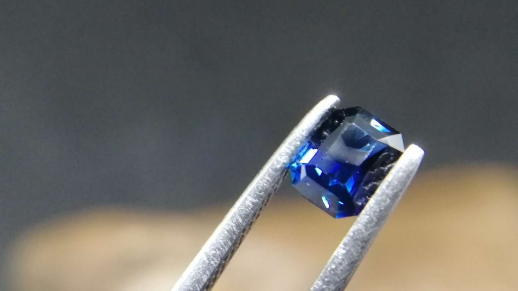 Natural Blue Sapphire Vivid Blue "Royal Blue"