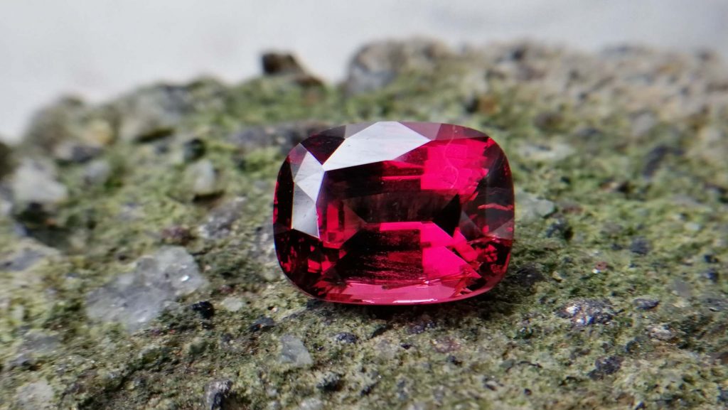 Ceylon Natural Garnet