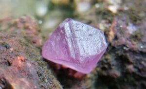 Natural Purplish-Pink Spinel Sri Lanka