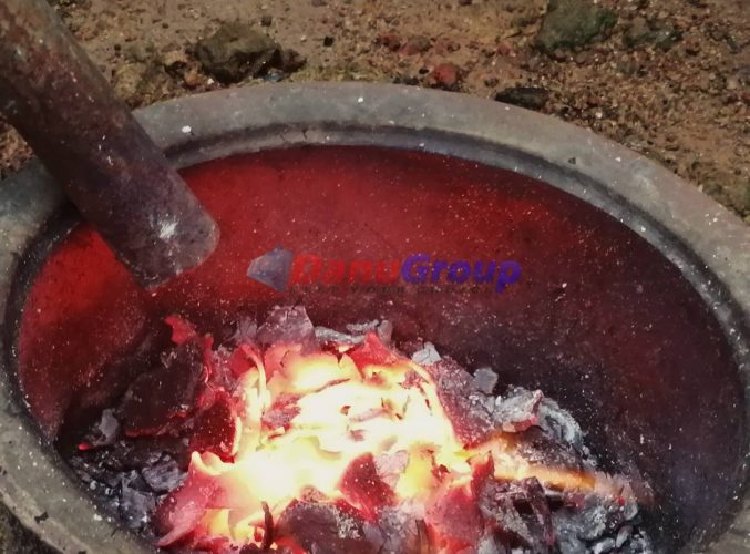Zircon Heat Treatment Part (ii) Traditional Oxireducing Danu Group