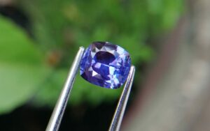 Natural Violetish Purple Sapphire Sri Lanka