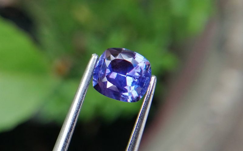 Natural Violetish Purple Sapphire Sri Lanka