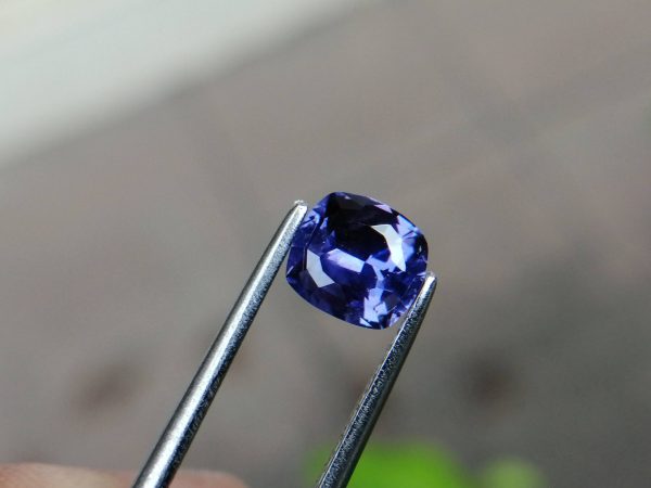 Natural Violetish Purple Sapphire Sri Lanka