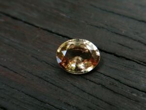 Natural Pyrope-Spessartite Garnet Brownish Yellow Color stone