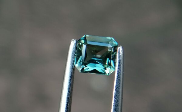 Natural Green Sapphire