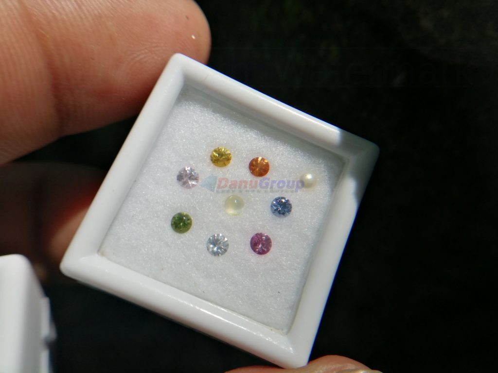 Natural 9 Gemstones Set - Nawarathna Gemstones
