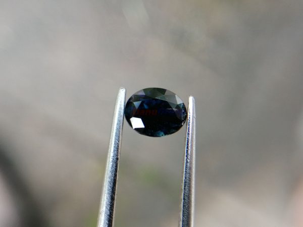 Kaka Blue Stone – Ceylon Natural Deep Blue Sapphire