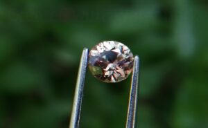 Natural Champagne Sapphire – Peach Sapphire