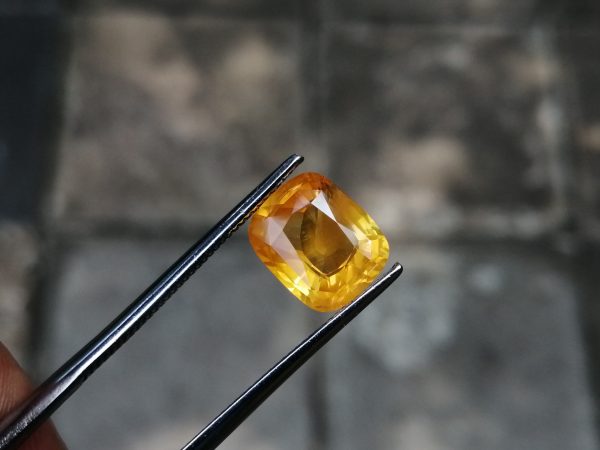 Ceylon Vivid Yellow Sapphire