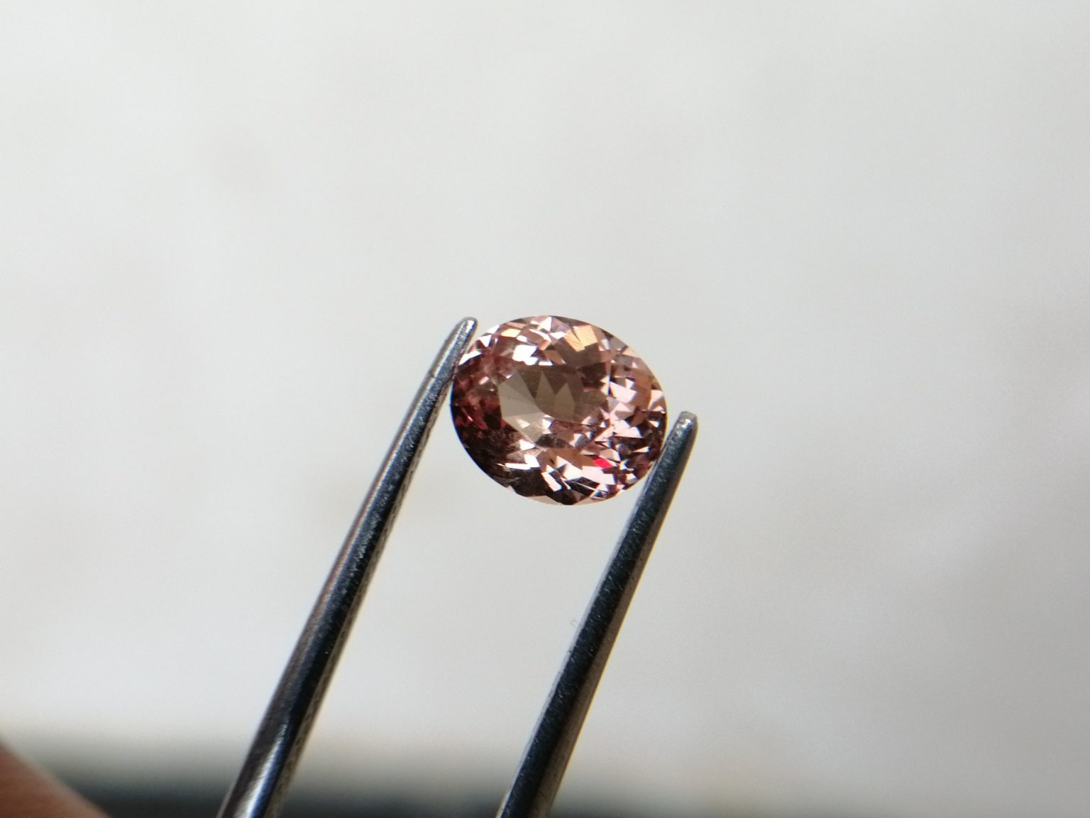 Natural Champagne Sapphire – Peach Sapphire