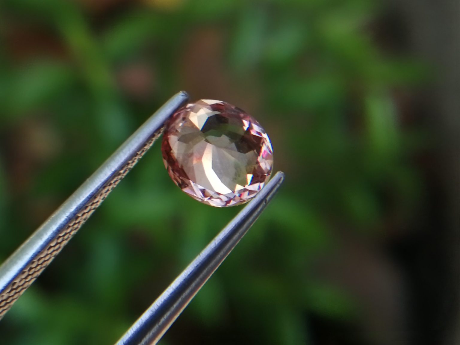 Natural Champagne Sapphire – Peach Sapphire Pinkish Yellow “Peach Color”