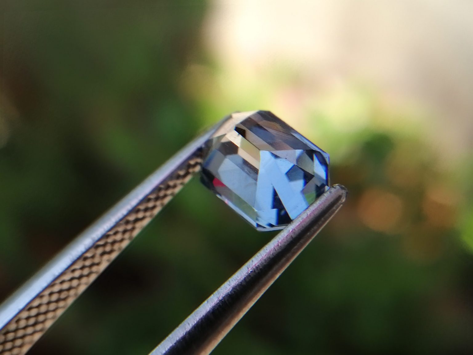 Ceylon Blue Sapphire Sri Lanka