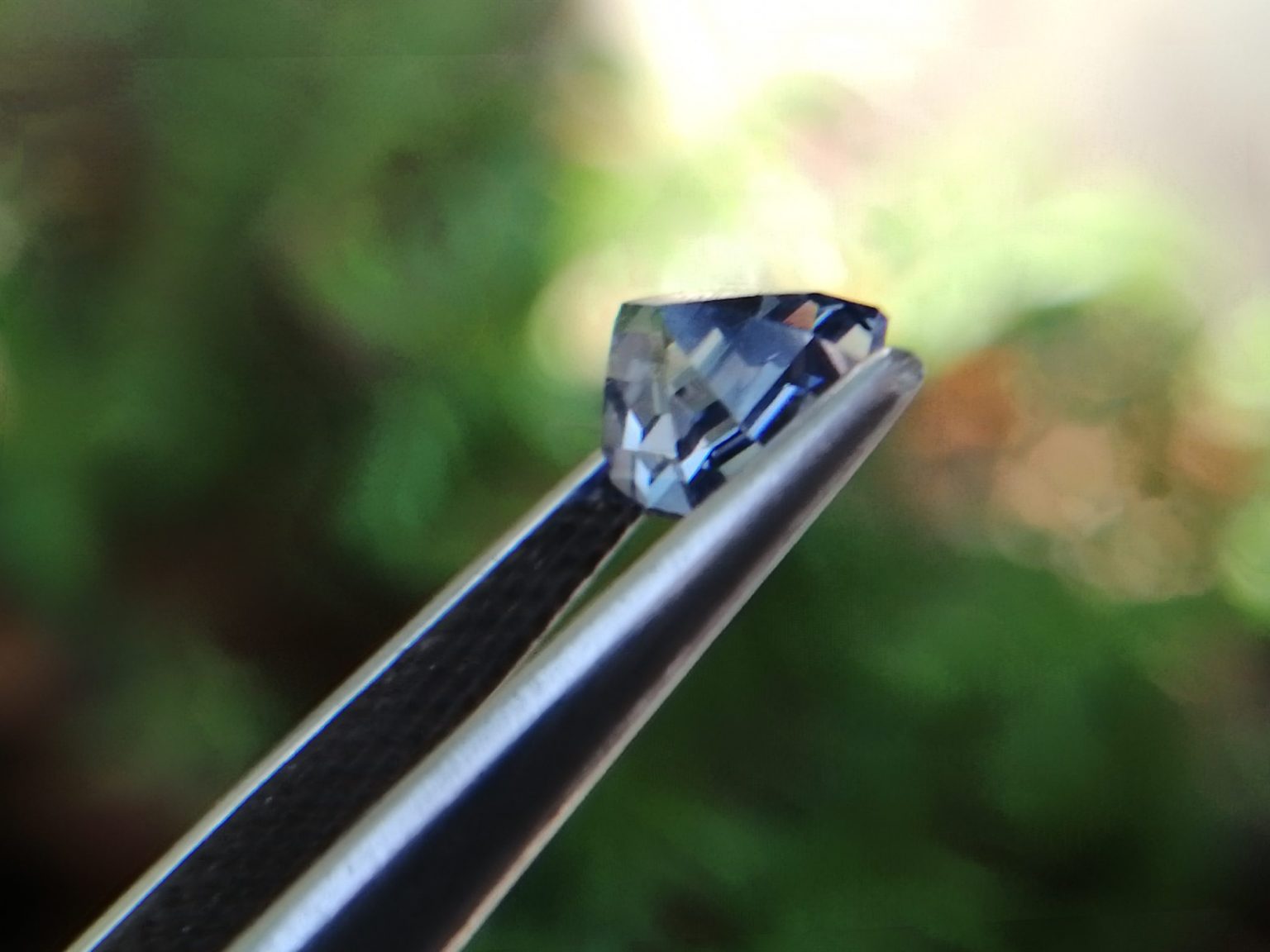 Ceylon Blue Sapphire Sri Lanka