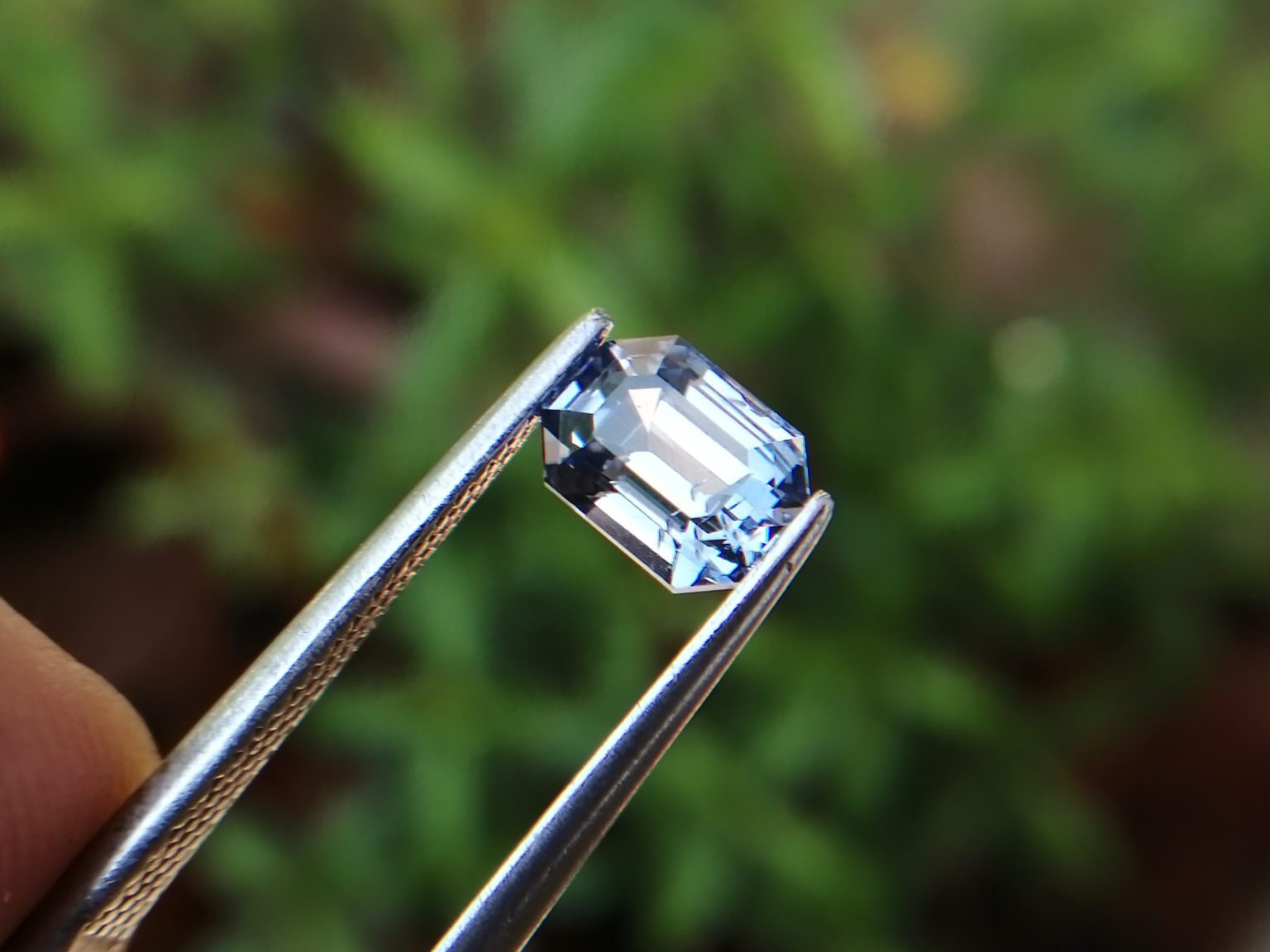 Ceylon Blue Sapphire Sri Lanka