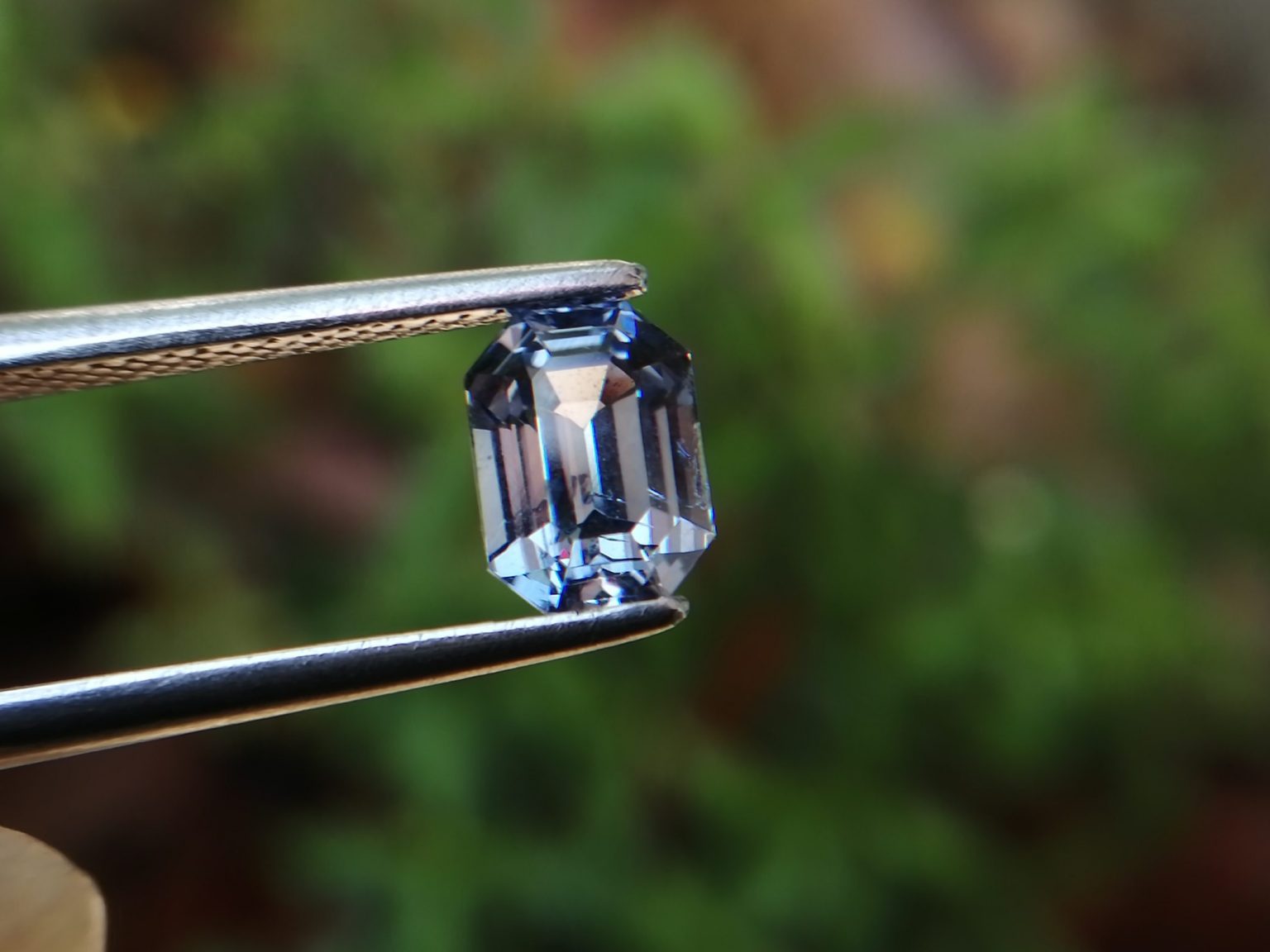 Ceylon Blue Sapphire Sri Lanka