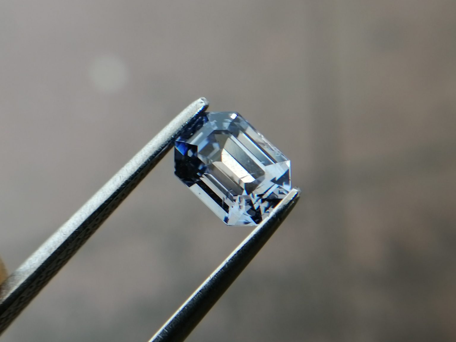 Ceylon Blue Sapphire Sri Lanka