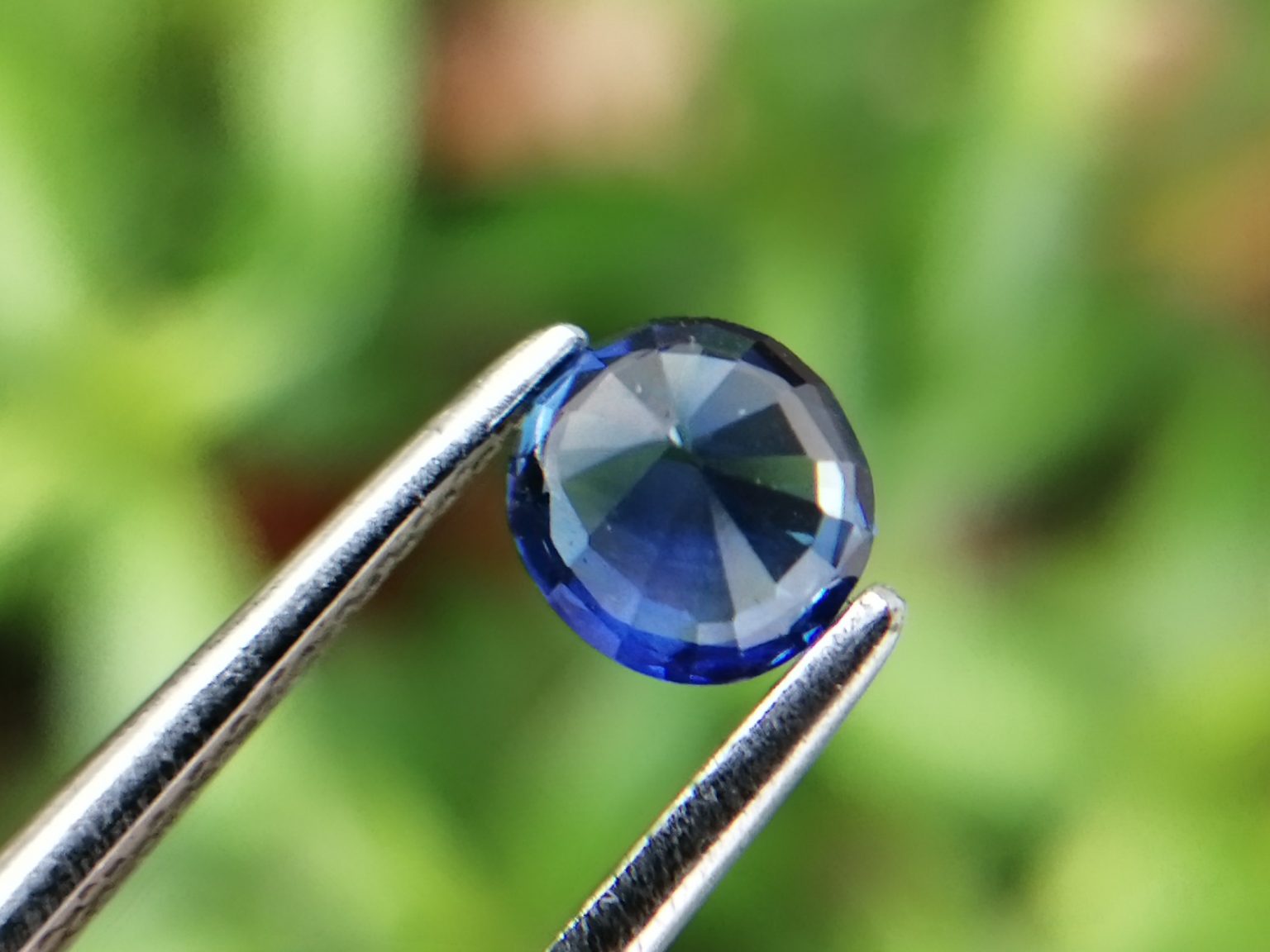 Ceylon Blue Sapphire Sri Lanka