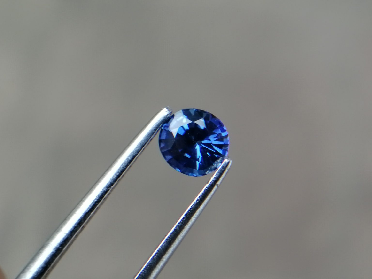 Ceylon Blue Sapphire Sri Lanka